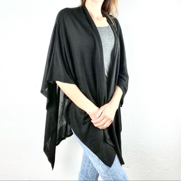 🖤♠️ Black Lightweight Thin Knit Shawl Wrap - Picture 4 of 11